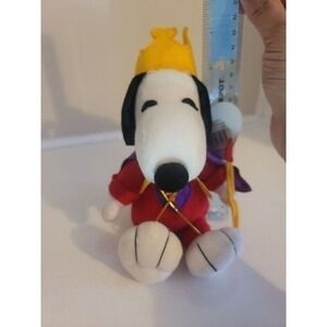Whitmans Peanuts Snoopy Plush Snoopy